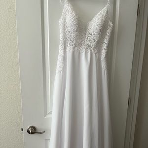 Wedding dress